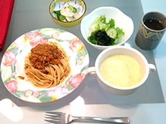 12:00～　昼食